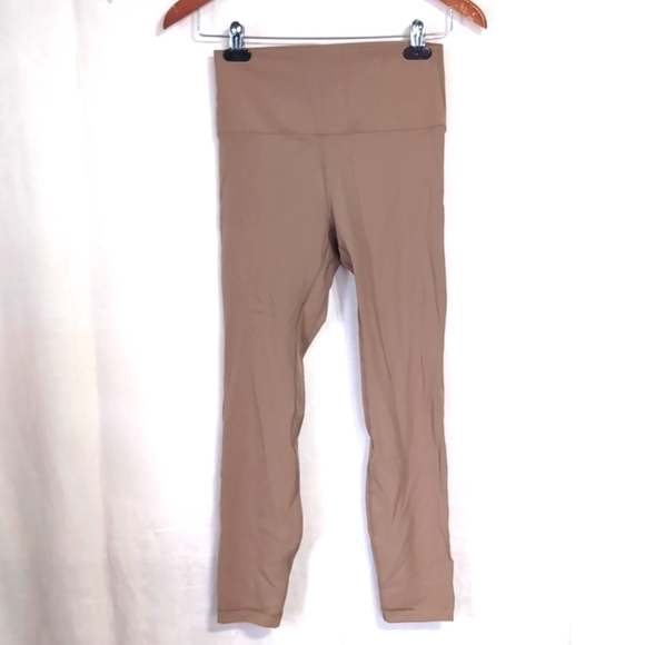 HeyNuts Essential Yoga 7/8 Length Legging 25" Inseam Size Small - Picture 1 of 3